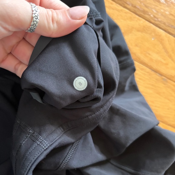 Lululemon Base Pace Leggings- black, size 8, 25” - Picture 3 of 4